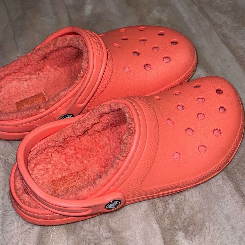 fluffy crocs